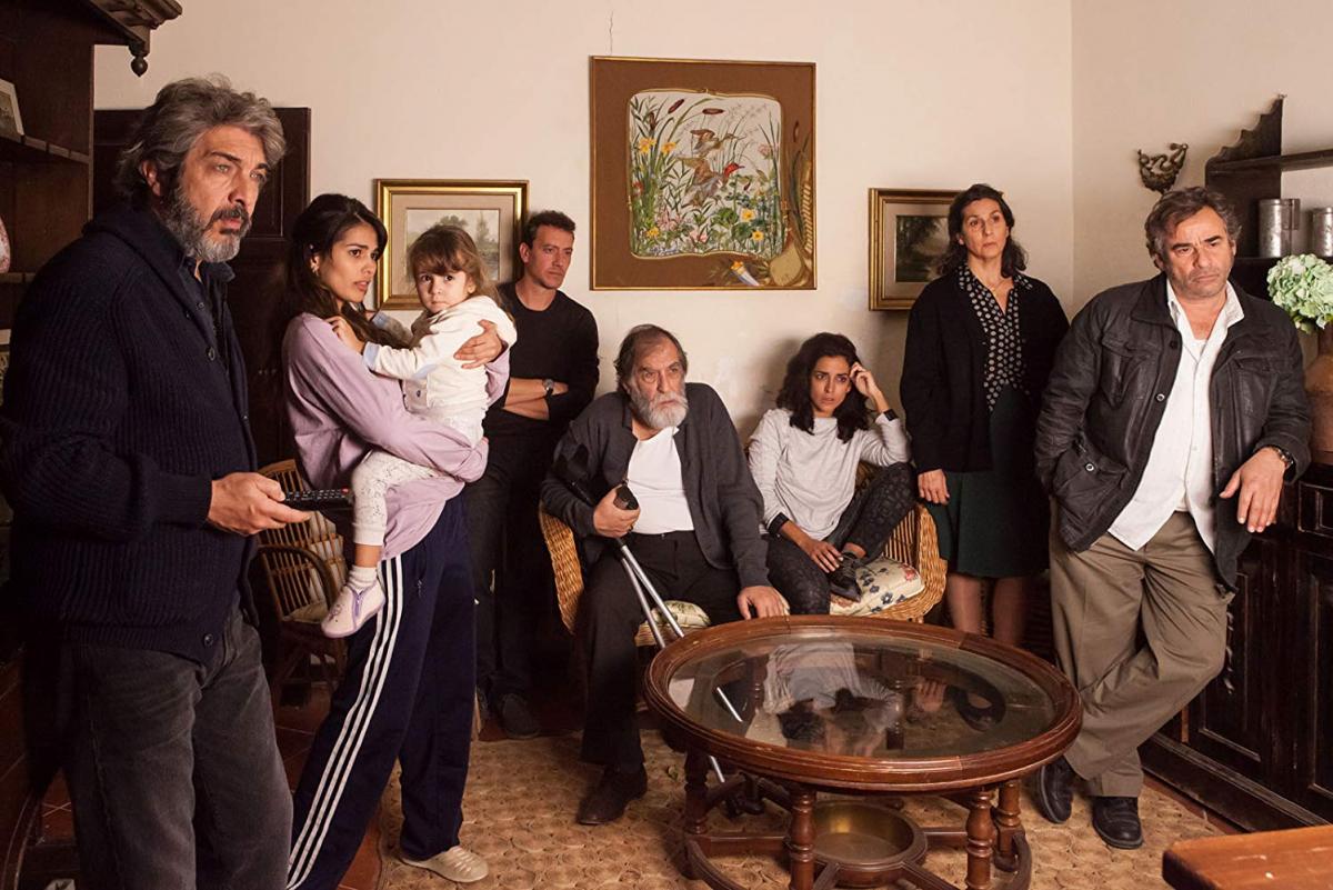 Ramón Barea, Roger Casamajor, Ricardo Darín, Eduard Fernández, Elvira Mínguez, Inma Cuesta, and Sara Sálamo in Todos lo saben (2018)The Family .jpg