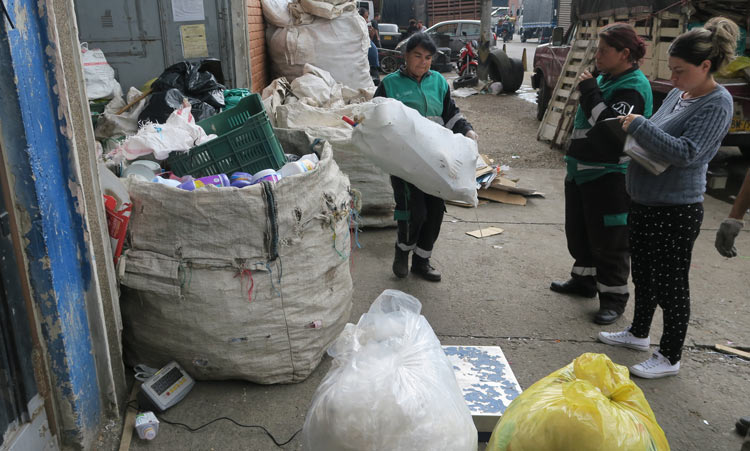 Bogota-wastepicker-colombia-3.jpg