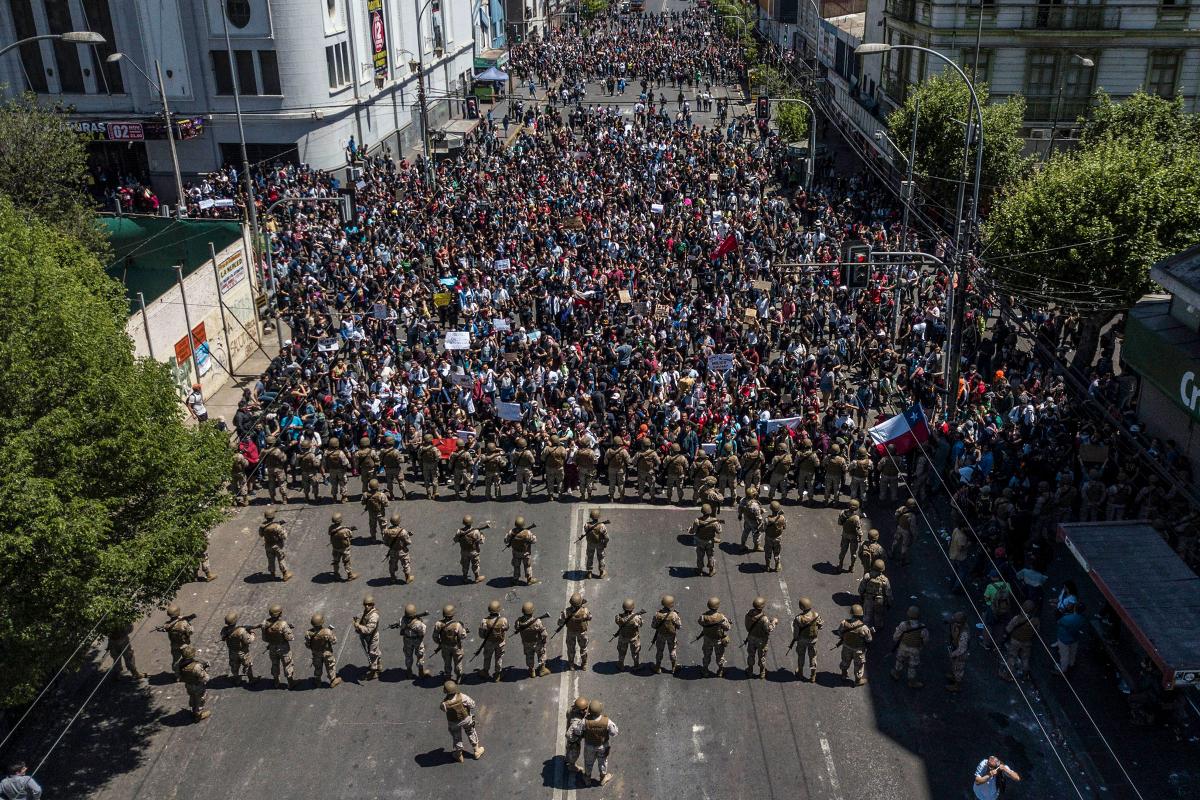 chile-protests-ian-bremmer-unequal.jpg