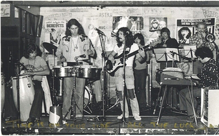 Golden Lion Fulham  1974_0.jpg