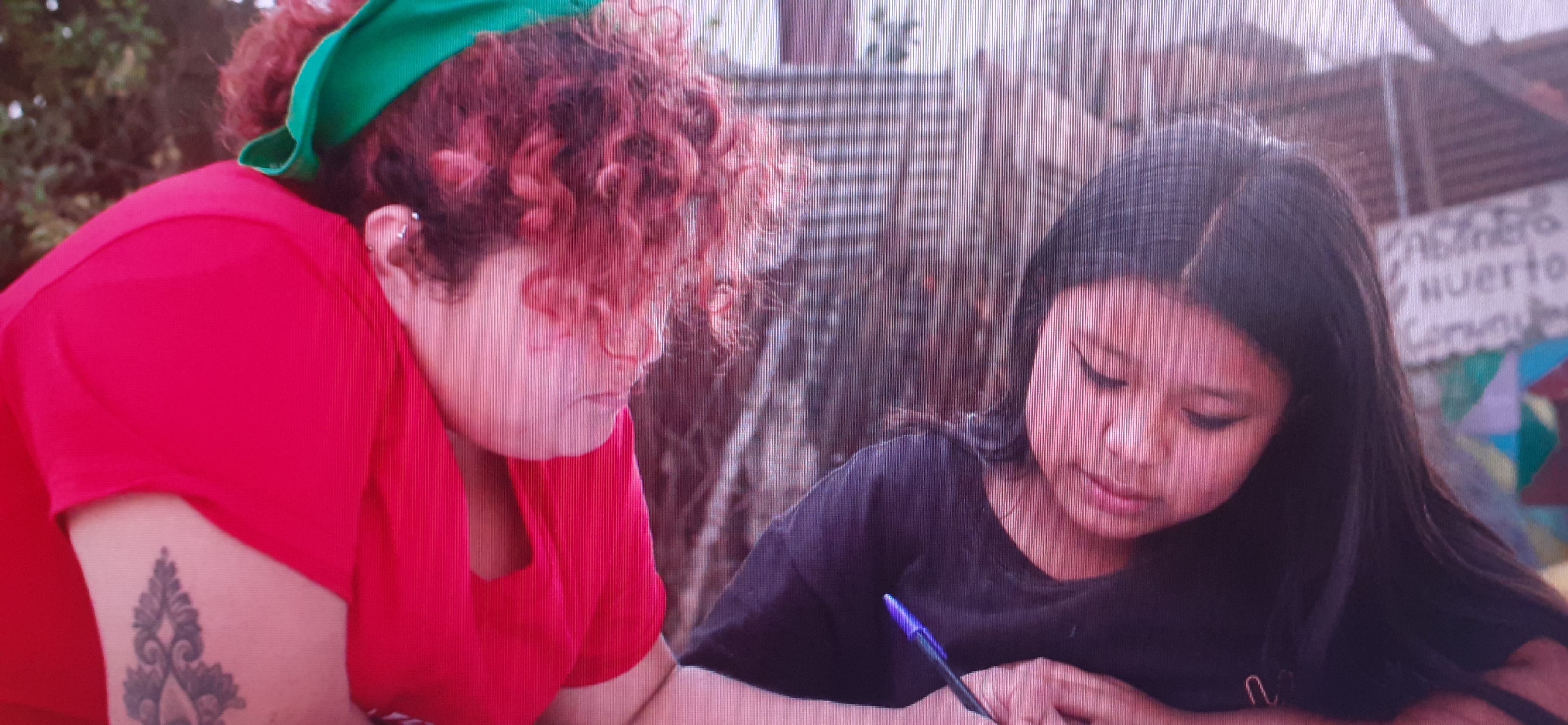 Lesli helps Alison with Lyrics